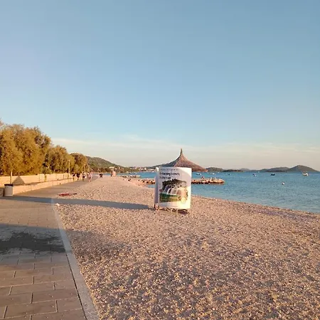 Mobilehome Mali No 2 Pakoštane