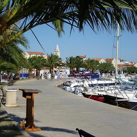 Vikendica Mobilehome Mali No 2 *