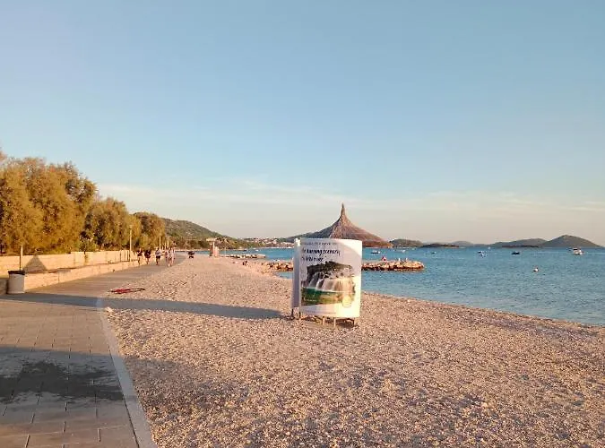 Mobilehome Mali No 2 Pakostane