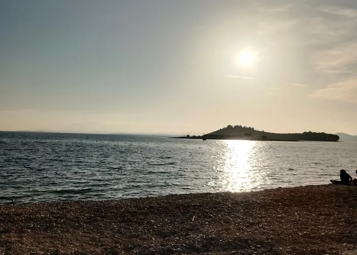 Vikendica Mobilehome Mali No 2 Pakostane