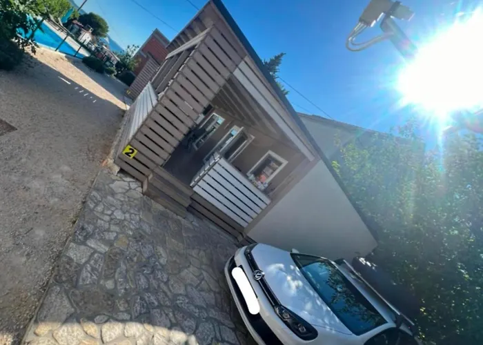 Mobilehome Mali No 2 Vikendica Pakostane