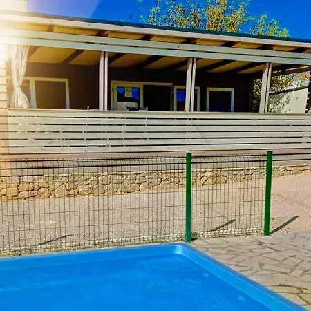 Mobilehome Mali No 2 *