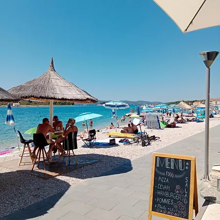 Mobilehome Mali No 2 *